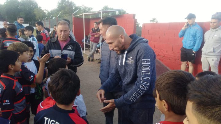 Independiente recibió la visita de Pablo “Cholo” Guiñazu