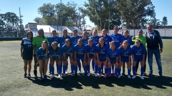El femenino de Atlético Carlos Paz obtuvo su cuarto triunfo de manera consecutiva