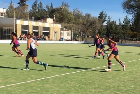 Carlos Paz fue sede del cuarto Torneo Internacional de Hockey Máster Femenino.