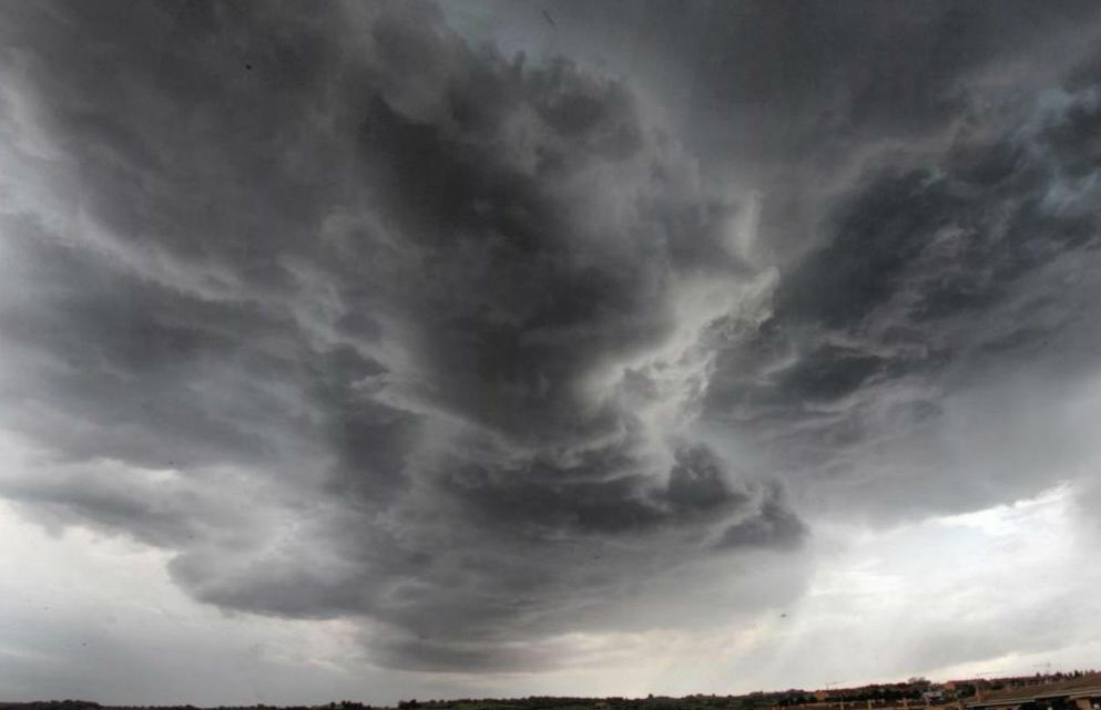 Rige un alerta por lluvias y vientos de variada intensidad para la provincia